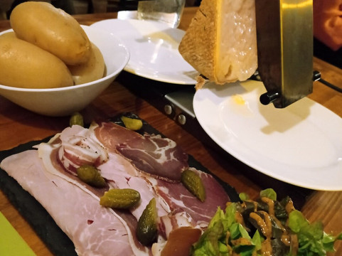 Le Grand Tetras主图