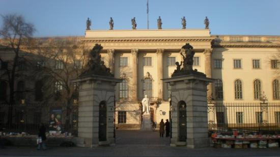 Humboldt University (Humboldt Universitat)-柏林必去景点