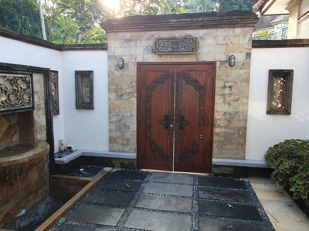 因陀罗玛雅泳池别墅酒店主图