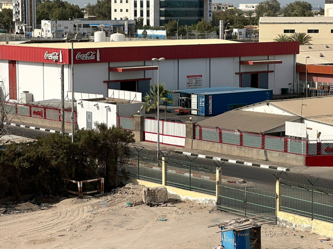 Escale International Hotel