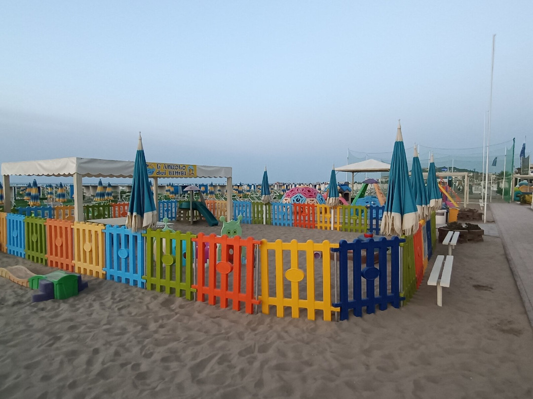 La Playa Beach Village景点图片