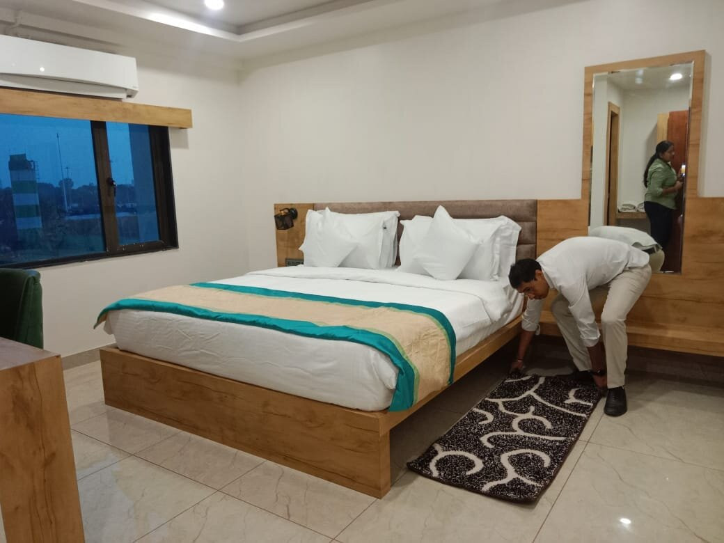 Clarks Collection Somnath