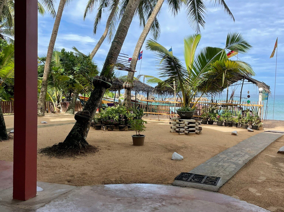 Wasana Beach Hotel & Restaurant主图