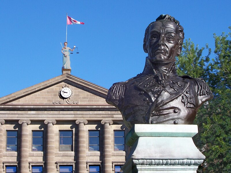 General Isaac Brock Monument景点图片