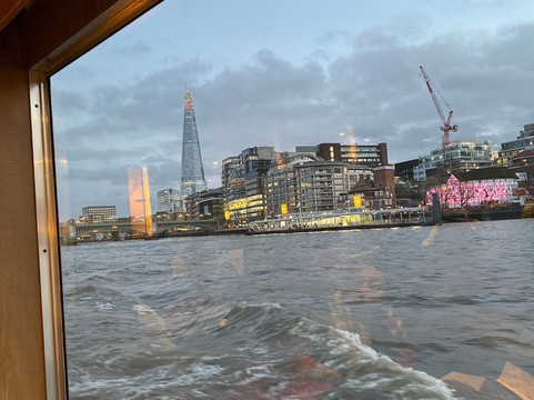 Westminster Party Boats-伦敦必去景点