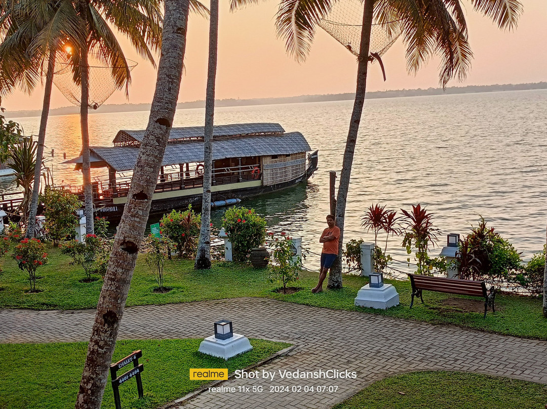 Club Mahindra Ashtamudi主图