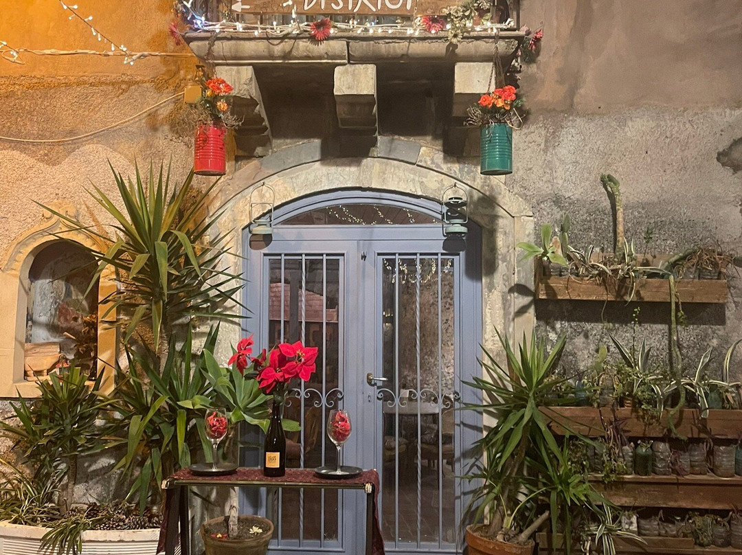 First-卡塔尼亚必去景点