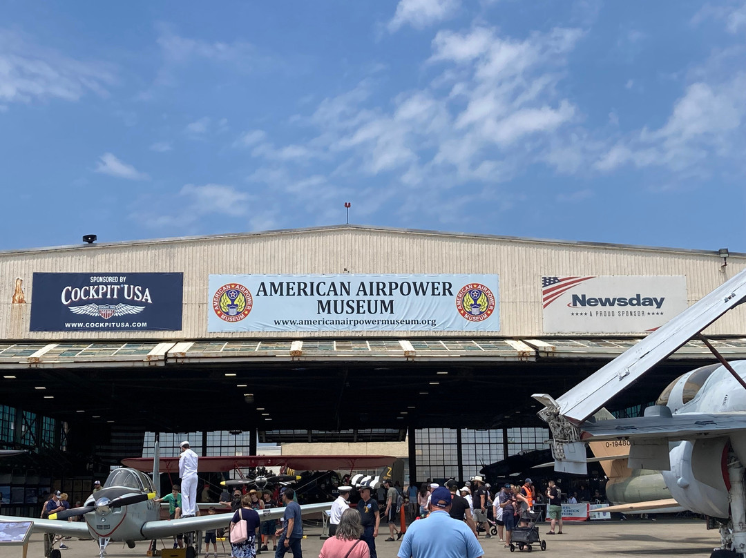 American Airpower Museum景点图片