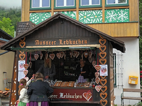 Narzissenfest-泉奥西必去景点