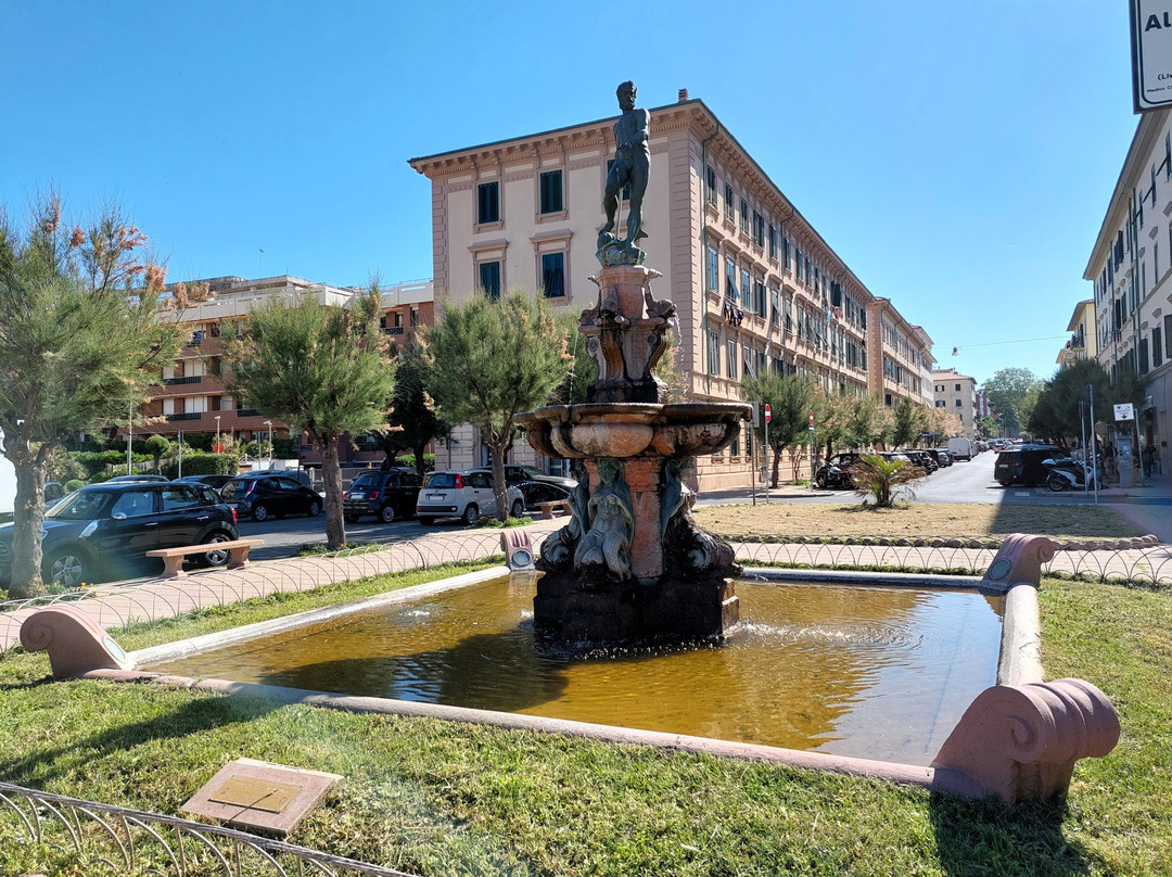 Fontana del Nettuno景点图片