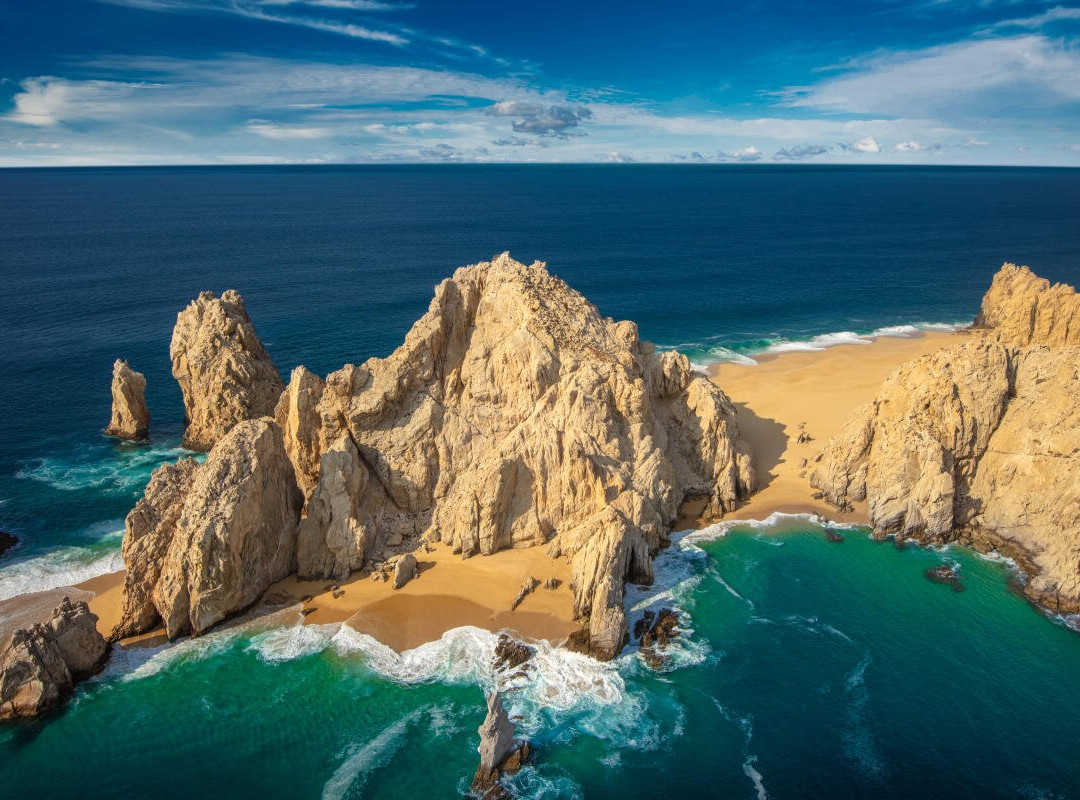 Lover's Beach景点图片