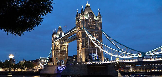 Kingfisher Tours UK-利物浦必去景点