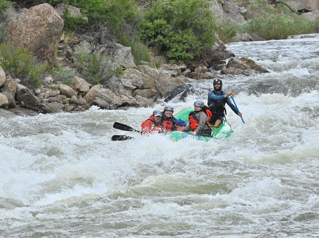 Wilderness Aware Rafting-布埃纳维斯塔必去景点