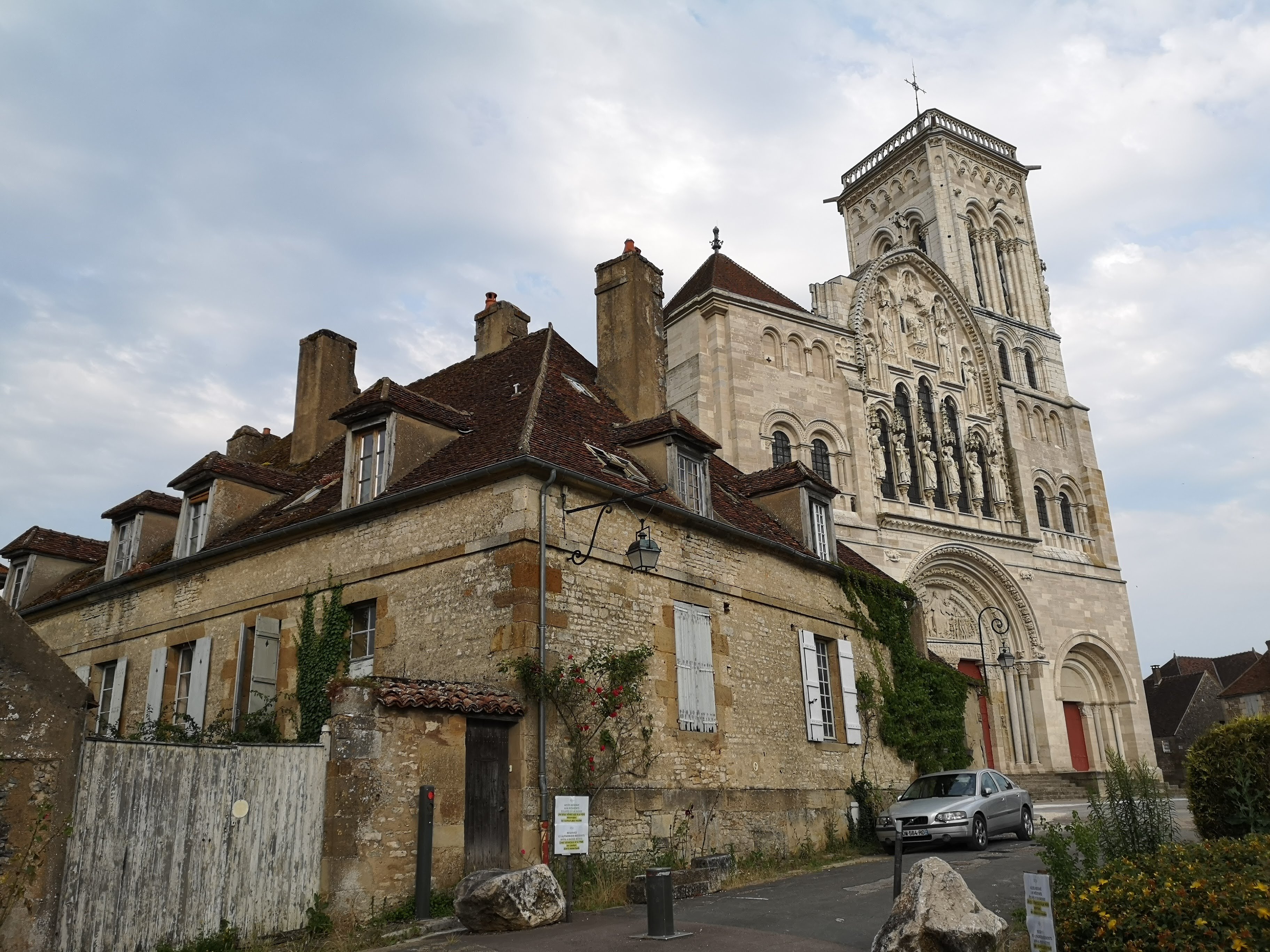 Les Glycines Vézelay-浴室