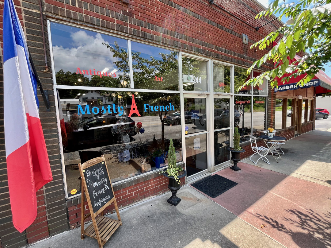 Mostly  French-查塔努加必去景点