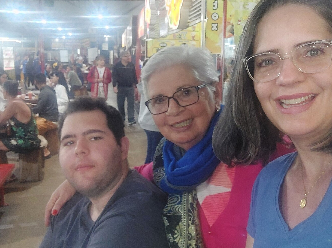 Feira do Luar-Caldas Novas必去景点