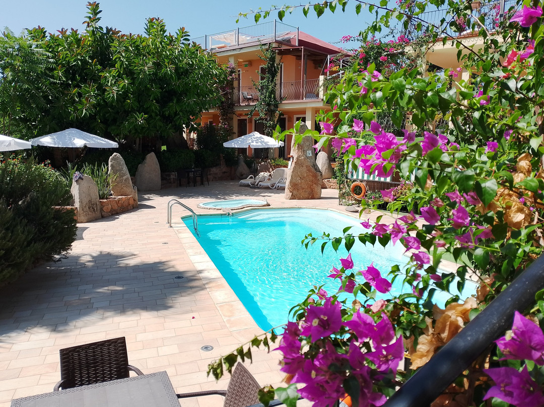 多莫斯德贾纳斯苏马雷酒店主图