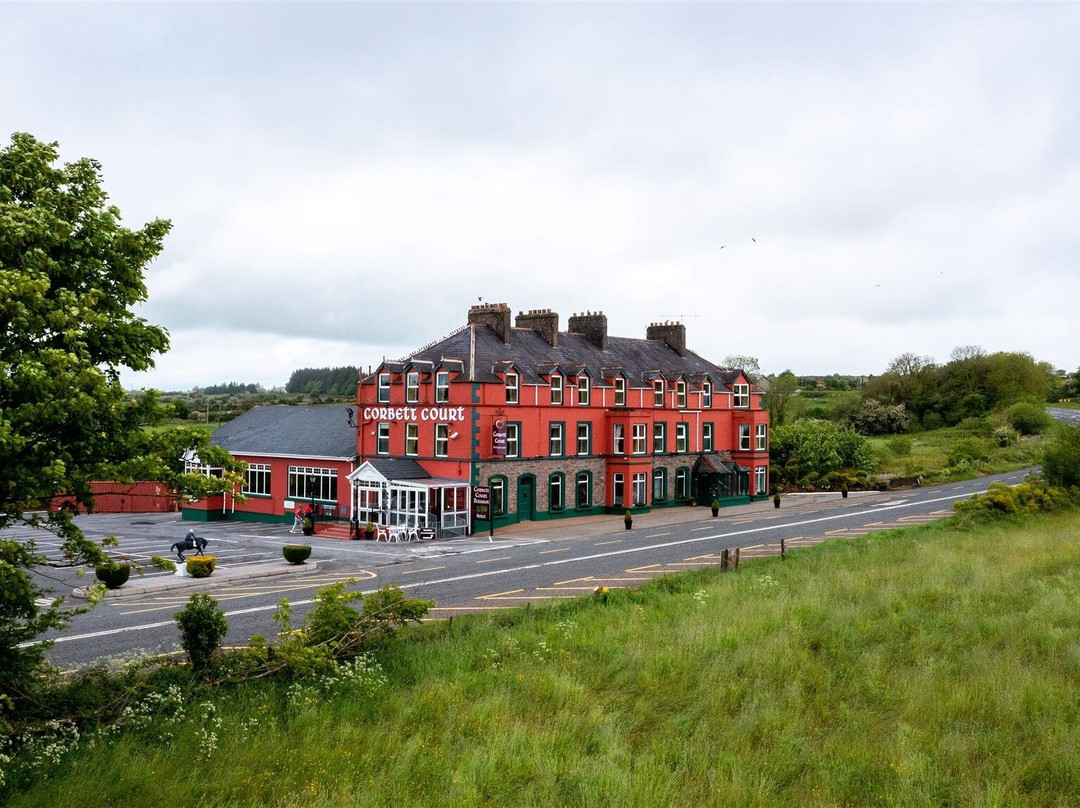 Kildorrery酒店住宿-Corbett Court Hotel