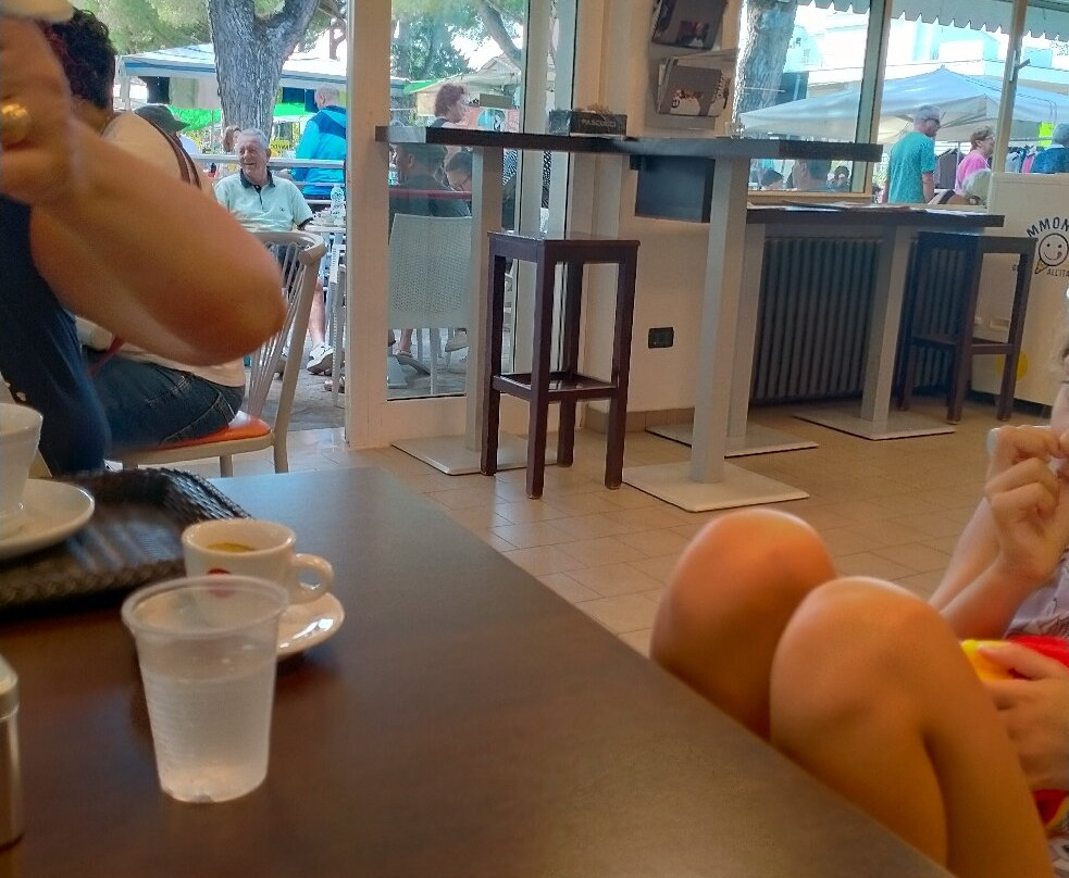 Bar Aragosta-切塞纳蒂科必去景点