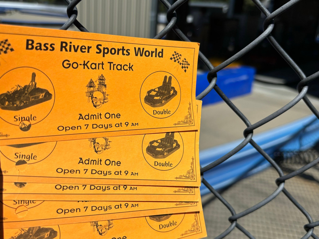 Skull Island Adventure Golf & Sports World景点图片