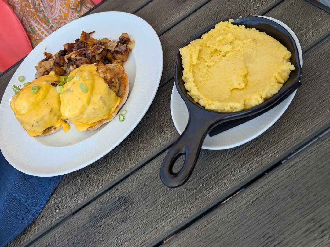 Harper's Waterfront Restaurant