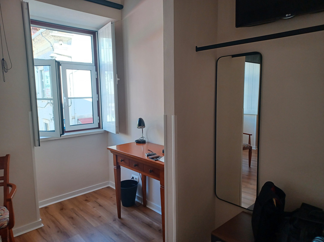 维多利亚酒店主图