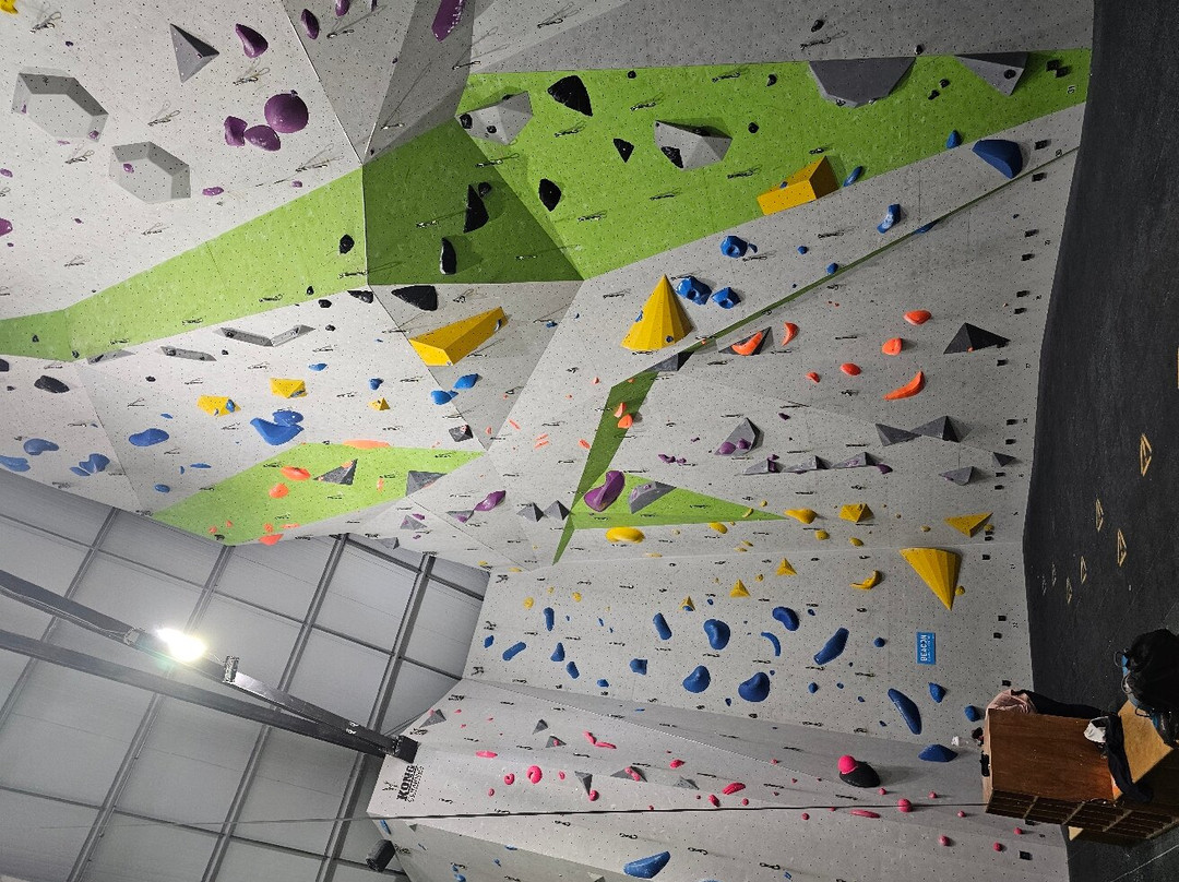 Beacon Climbing Centre景点图片