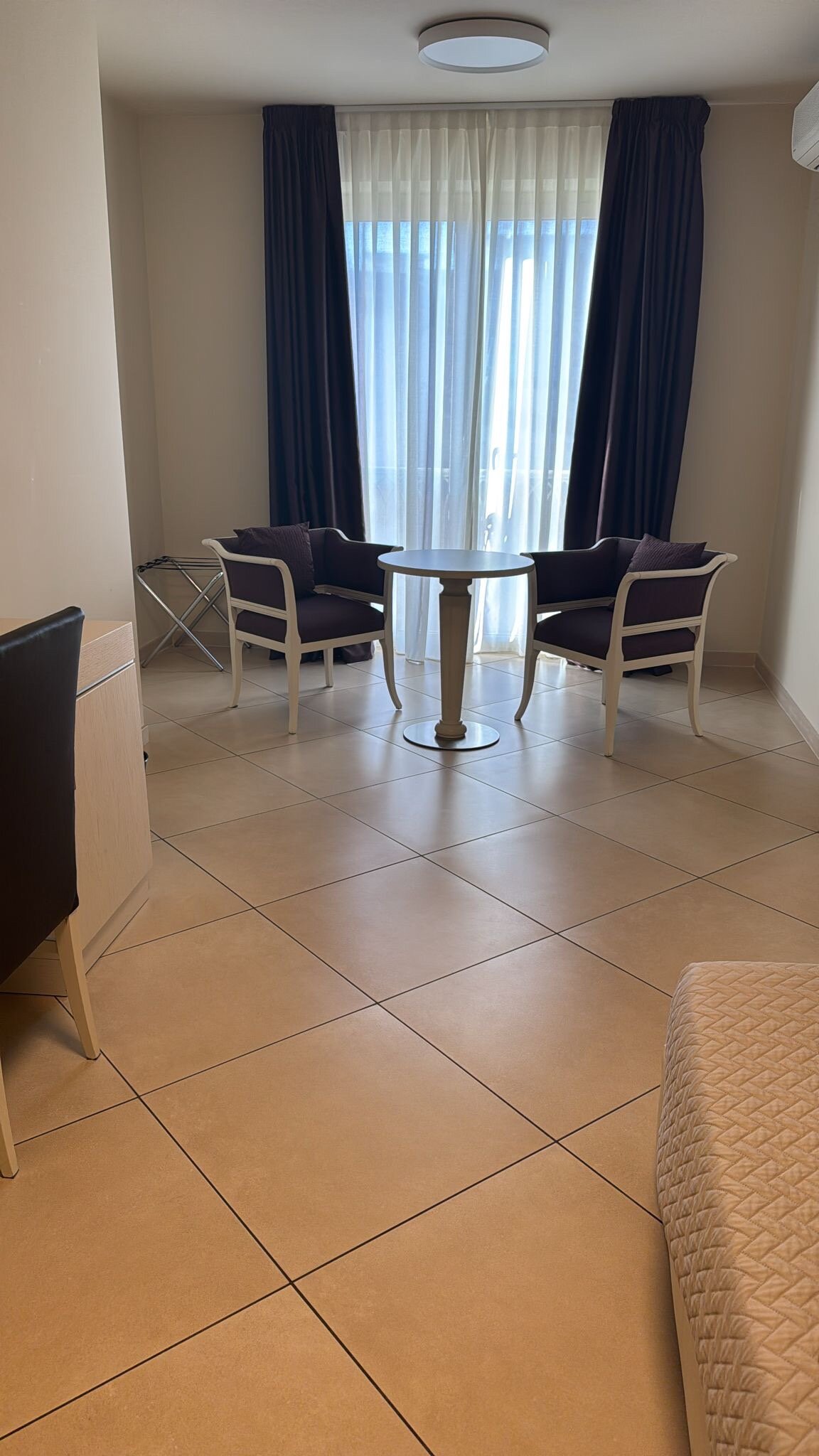 Exclusive - Hotel & Apartments-官方