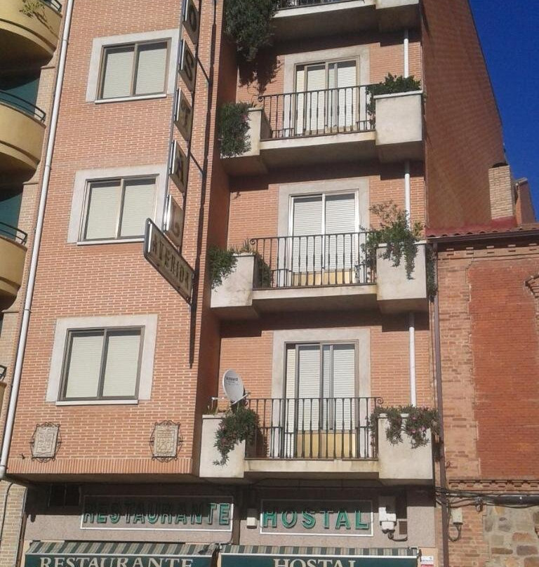 Hostal Avenida