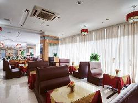 绿洲大酒店主图