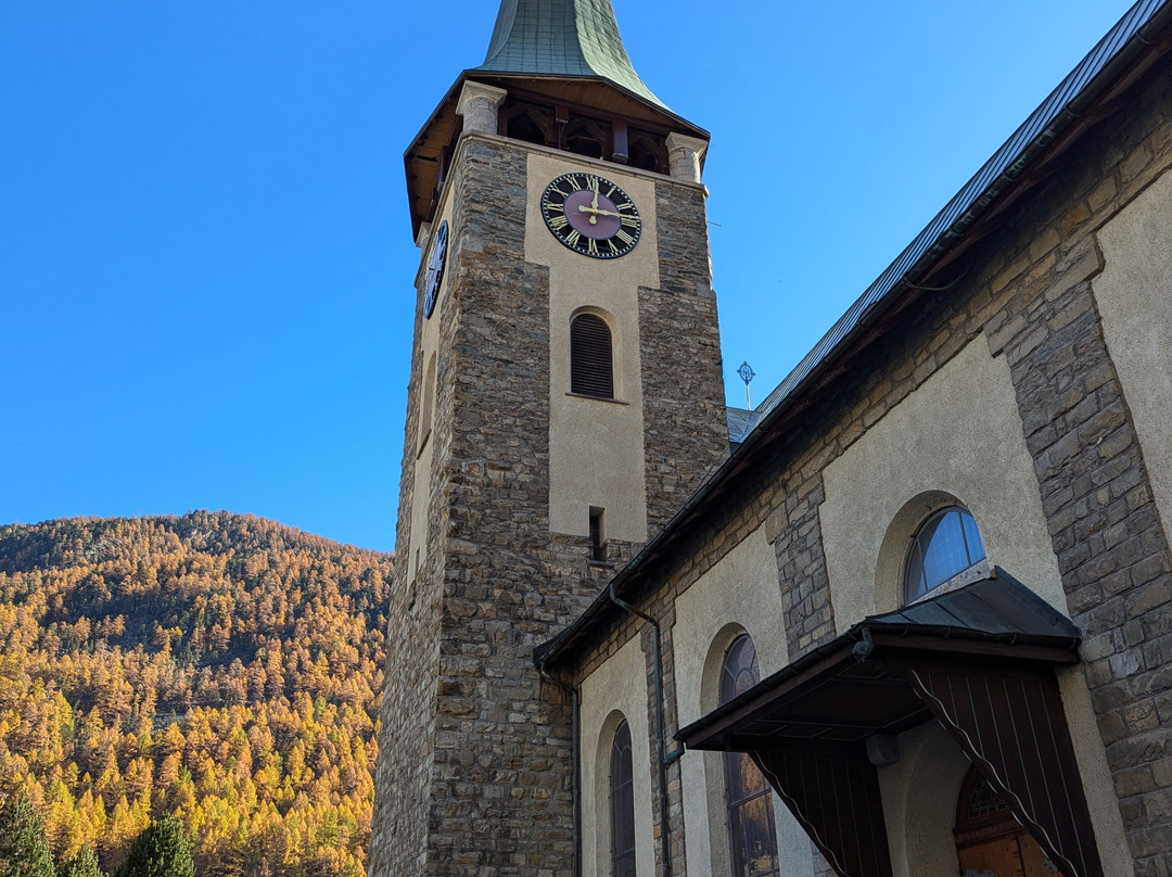 Parish Church of St. Mauritius-策马特必去景点