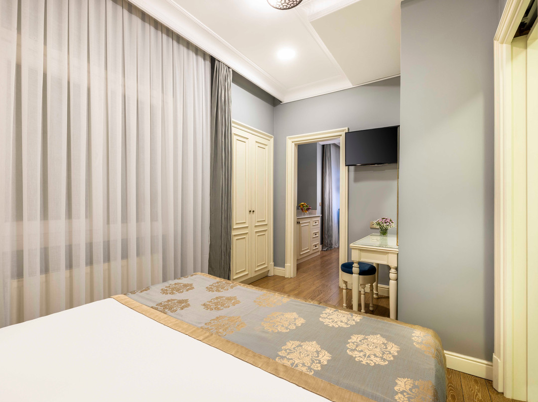 雷蒙德酒店主图