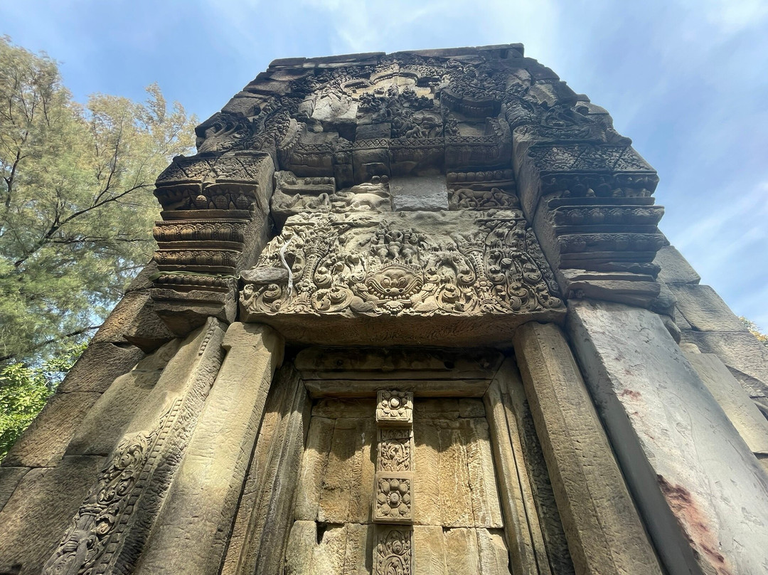 Prasat Ban Pluang-巴塞必去景点