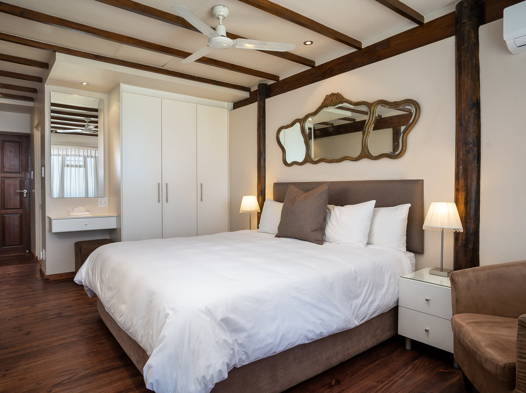 Lalapanzi Lodge主图