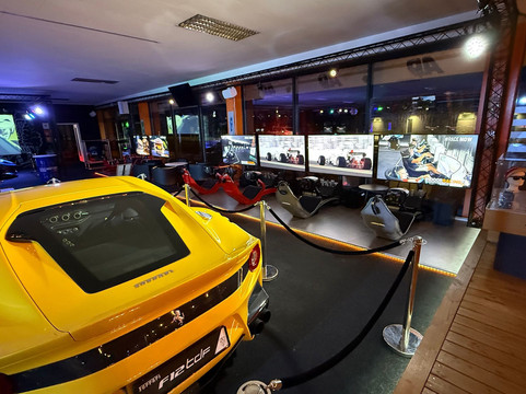 Ap Café Indoor Sim Racing Team Event Center-Aadorf必去景点