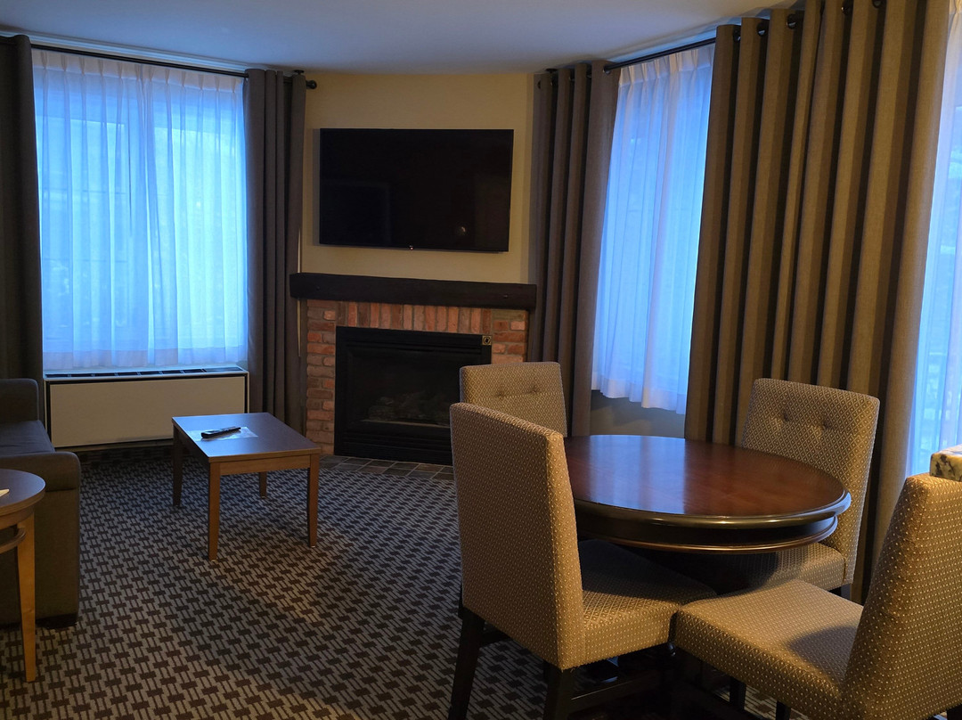 Holiday Inn Express & Suites Tremblant By IHG主图