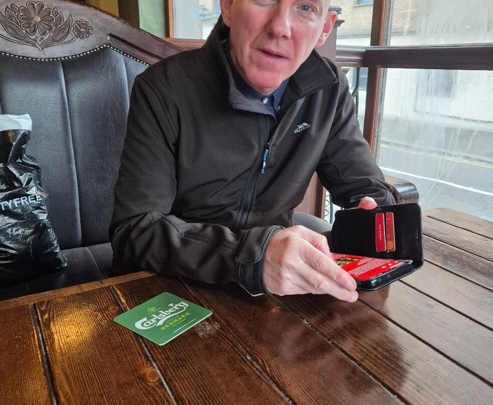 Queens Square-贝尔法斯特必去景点