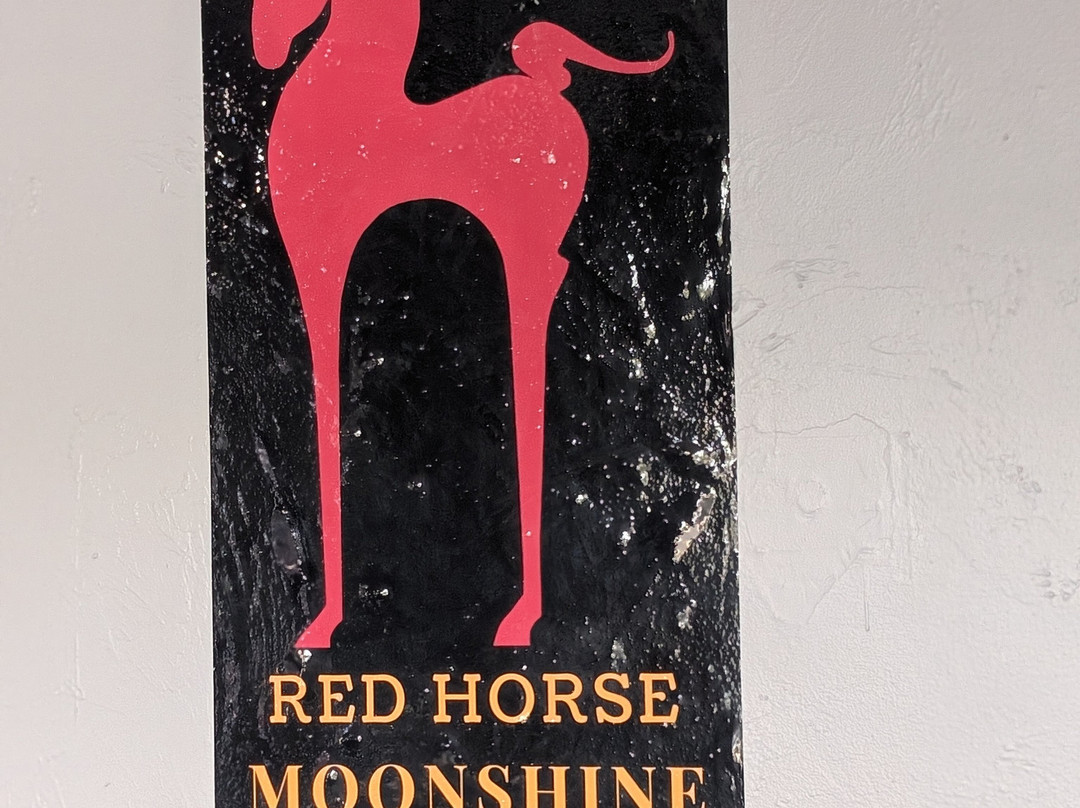 Red Horse Distillery-迈尔斯堡必去景点