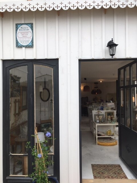 Brocante Maison Brandais-Jard-sur-Mer必去景点