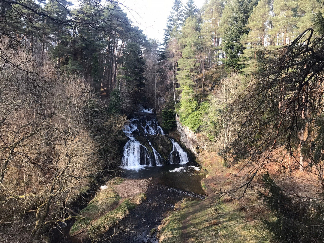 Dess Waterfall-Dess必去景点