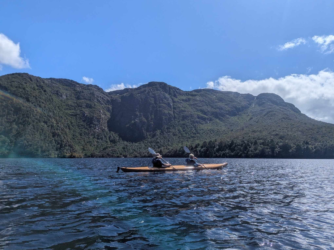 Cradle Mountain Canyons-摇篮山圣克莱尔湖国家公园必去景点
