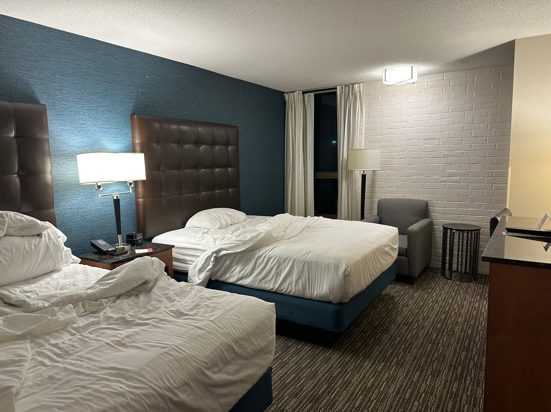 Pear Tree Inn St. Louis Airport主图