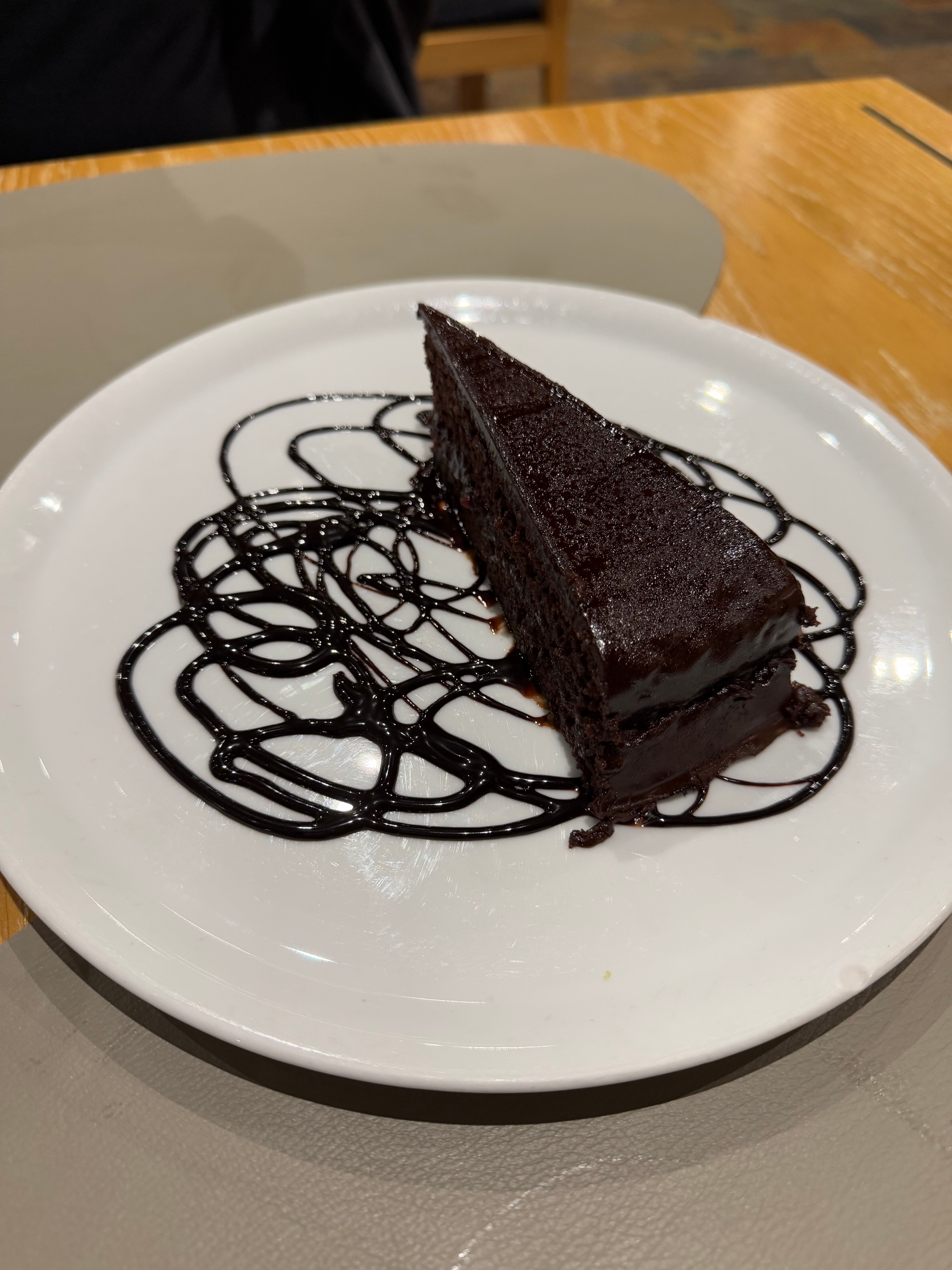 Apartaments Shusski-官方