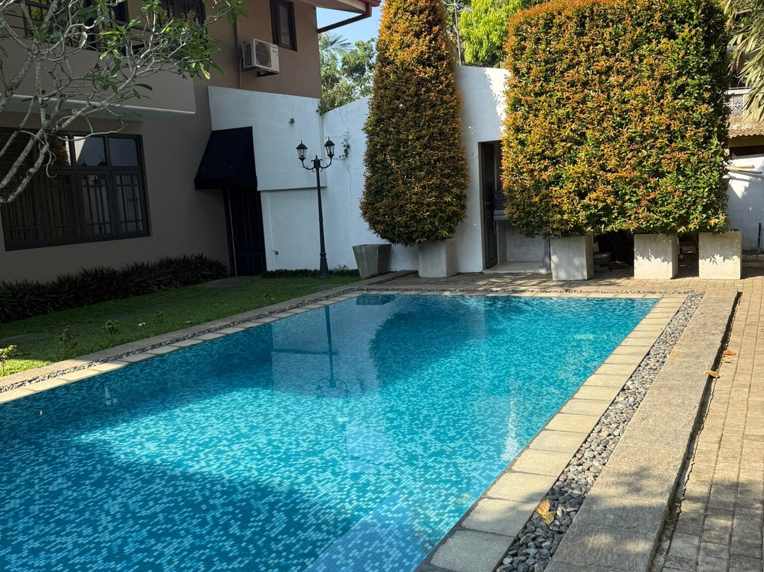 丁香别墅酒店主图