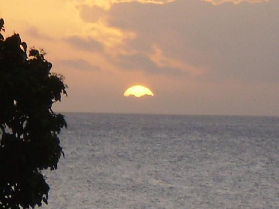 The Deep Resort主图