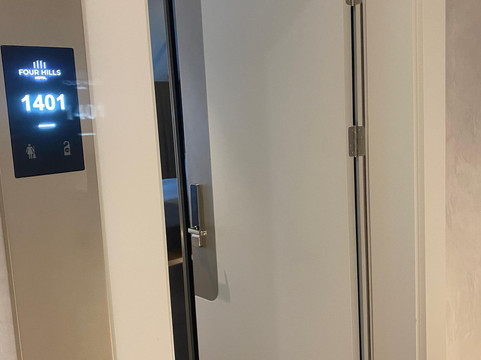 Four Hills Hotel主图