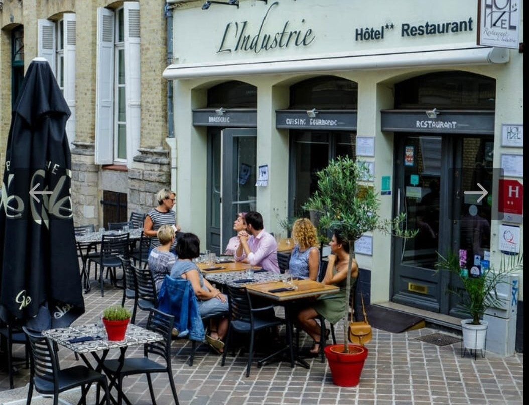 Hôtel Restaurant l'Industrie主图