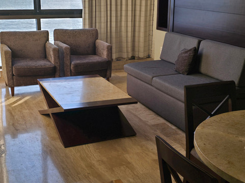 埃尔熙厄尔莫罗海滩酒店主图