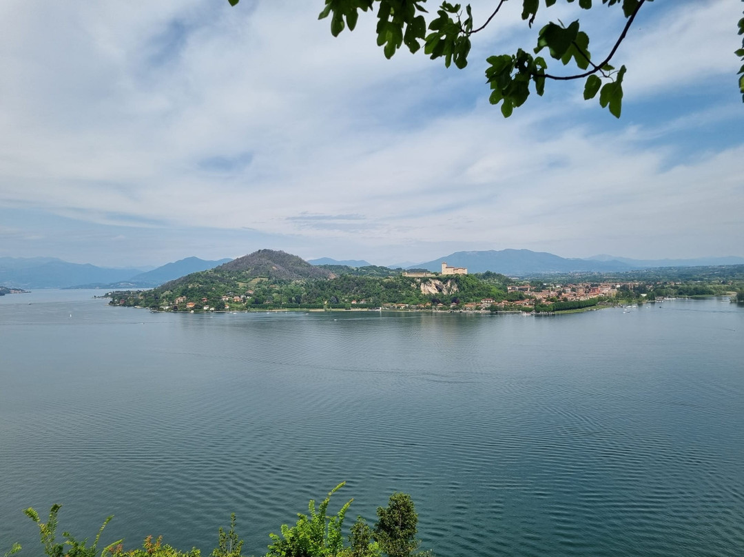 Rocca Borromea di Arona景点图片