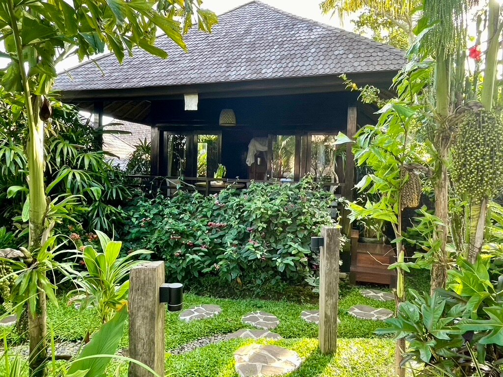 萨曼瓦亚酒店-客卧